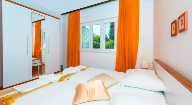 Коттедж Holiday Home Ore-Beach