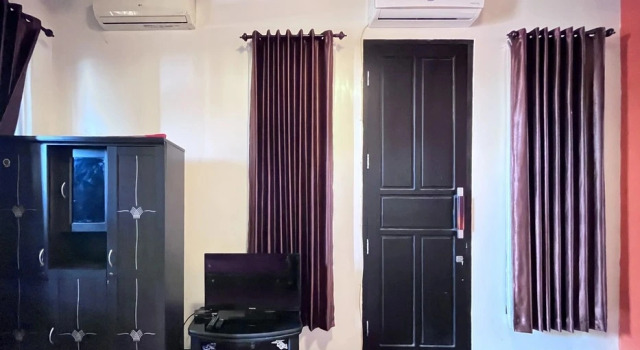 RedDoorz Syariah near Suncity Waterpark Sidoarjo