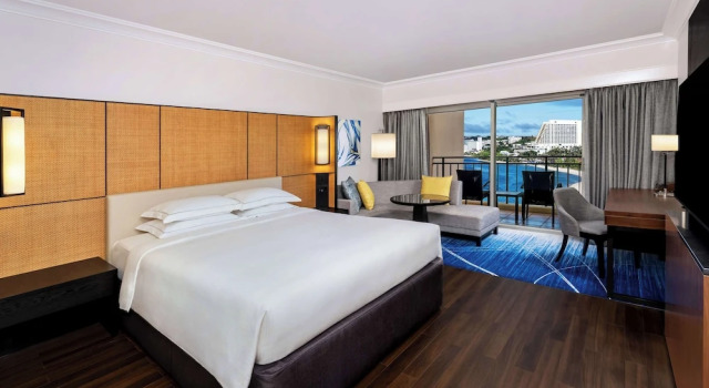Двухместный номер Premier с балконом Hilton Guam Resort & Spa