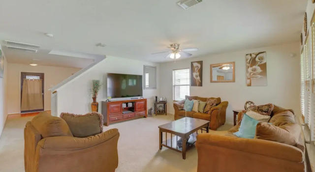 Коттедж 7 Mi to Downtown Baytown: Spacious Home w/ Yard