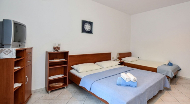 Apartments Mandre near sea, Rezerwuj Apartament Mandre 