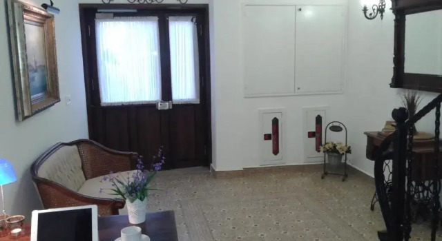 Полулюкс Rodina Suites Hotel