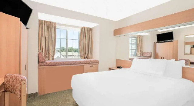 Двухместный люкс Microtel Inn & Suites by Wyndham Colfax