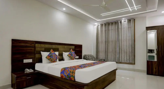 Номер Luxury Hotel O Oriental