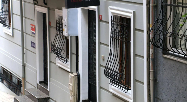 No. 10 Taksim Studios