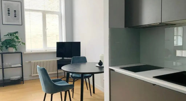 Kalnina street studio Apartment, Забронировать Апартаменты/квартира Рига Видземе, рядом с Академия Наук Латвии