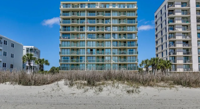 Emerald Cove by Condo-World