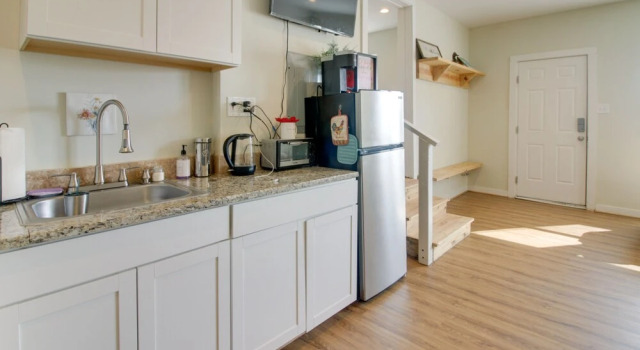 Апартаменты Simple Shelby Vacation Rental Near Park!