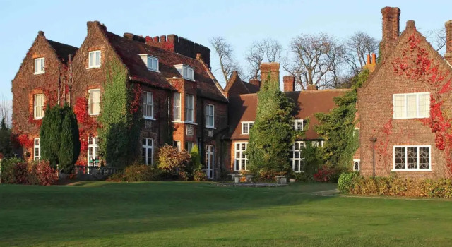 Mercure Letchworth Hall Hotel, Varaa Hotelli All inclusive -hotellit kohteessa Merseyside, All Inclusive