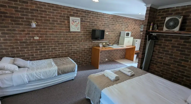 Номер Standard c 1 комнатой Barham Colonial Motel