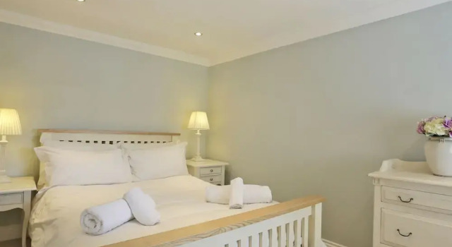 Holiday Home of Exceptional High Quality With Breathtaking Garden and Summer House