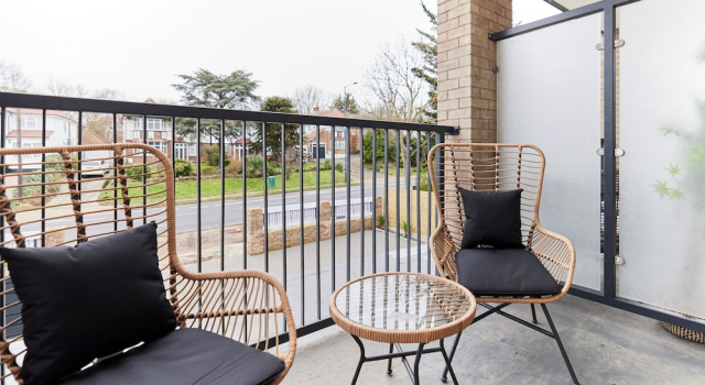 Апартаменты 2-Bed Apartments a Short Walk to Wembley Stadium