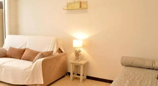 Appartement Le Lavandou, 1 pièce, 4 personnes - FR-1-251-299