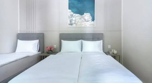 Апартаменты Deluxe с 2 комнатами Encore Boutique Residence by Dwellfort
