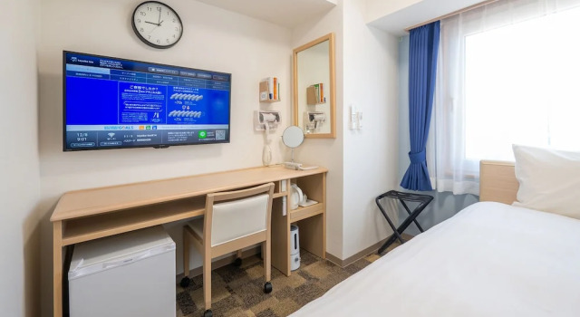 Номер Standard Toyoko Inn Yokohama-eki Nishi-guchi