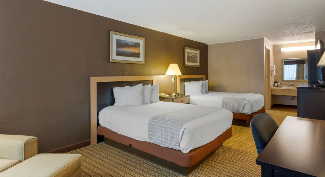 Четырёхместный номер Standard Best Western Smoky Mountain Inn