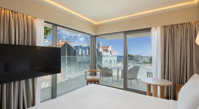Двухместный номер Cool с балконом EVOLUTION Cascais-Estoril Hotel