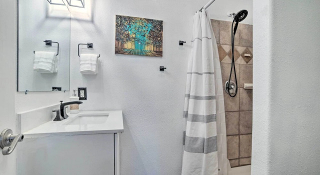 Апартаменты c 1 комнатой Stylish Klamath Falls Unit < 1/2 Mi to Oit!