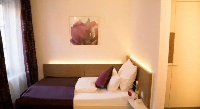 Номер Standard TRIP INN Kaiser Hotel & Restaurant Heidelberg-Schriesheim