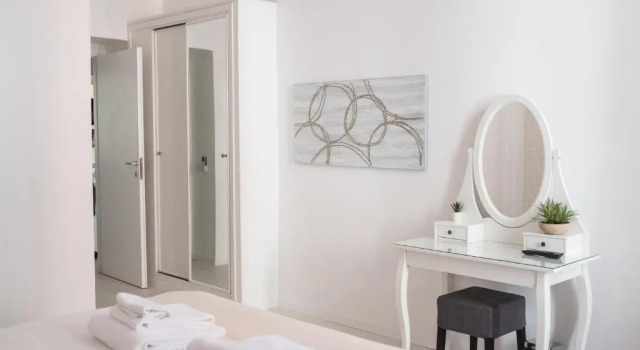Апартаменты White Fanti Apartment
