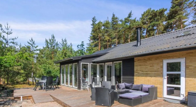 "Gudmand" - 600m from the sea in Bornholm, Rezerwuj Hotel Hotele w Hovedstaden region z parkingiem, Parking