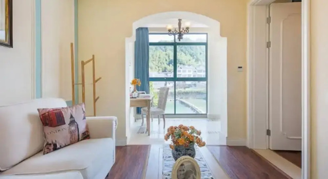 Floral Hotel · Forever Homestay Qiandao Lake, Prenota Hotel Lijiang Yunnan