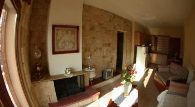 Giannis & Foteini, Book Hotel Afitos 
