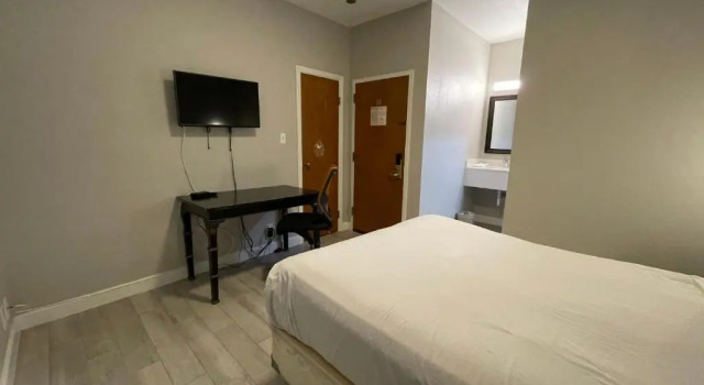 Номер Standard Marina Inn