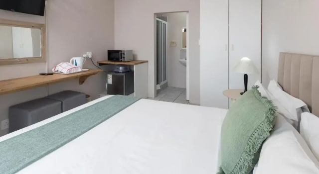 Двухместный номер Economy с балконом Greystone Guesthouse