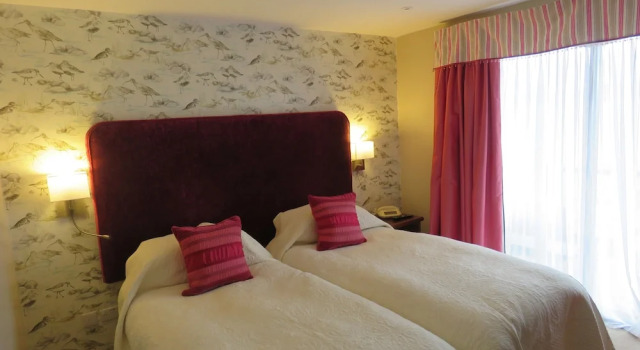 Двухместный номер Standard с балконом и с видом на море The Bay Horse Hotel And Restaurant