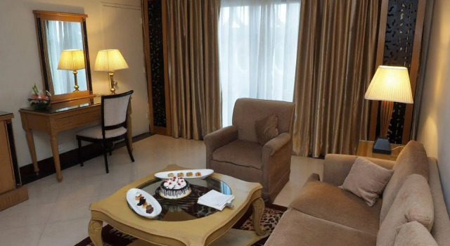 Pearl Continental Hotel, Rawalpindi, Book Hotel Hoteller i Rawalpindi med parkering, Parkering