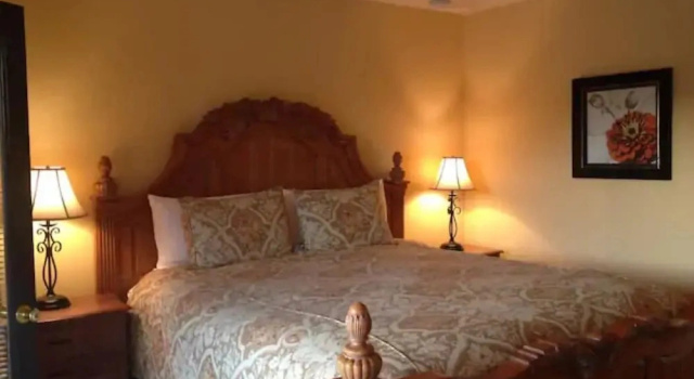 Номер Deluxe La Maison Hotel