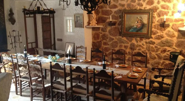 Коттедж с 4 комнатами Finca Ses Fontanelles