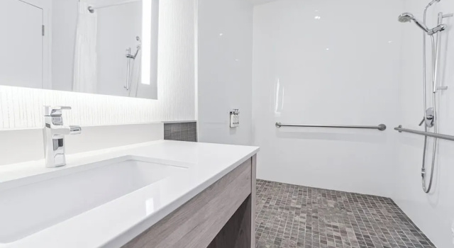 Двухместный люкс Holiday Inn Express Hotel & Suites Saint - Hyacinthe by IHG