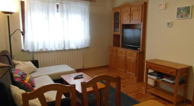 B40 - Edif Pascualet Bajo - Villmor, Book Hotel Hotels in Aragon with Parking, Parking