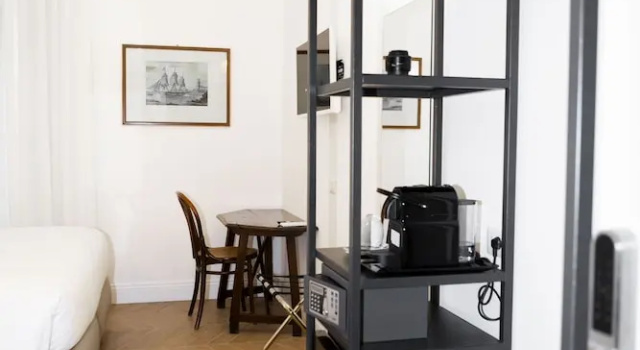 Номер Standard Domus Vitra
