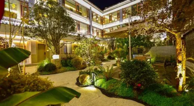 Lavande Hotel (Weishan Ancient Town Pioneer Academy Branch), Rezerwuj Hotel Nanzhao Yunnan
