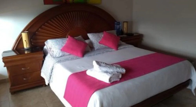 HCR Hotel y Centro de Convenciones Chinauta Real, Réserver Hôtel Chinauta Cundinamarca