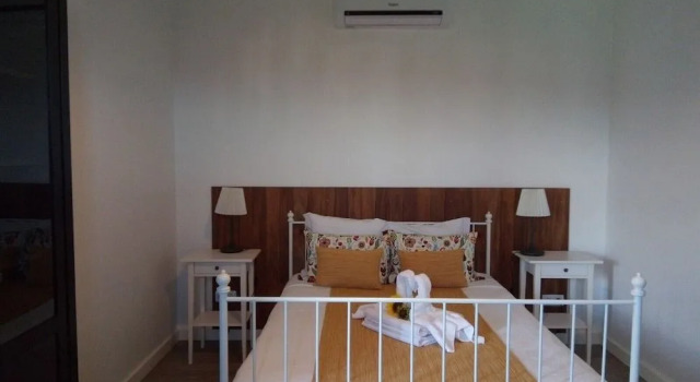Casas do Forneiro - T1, Забронировать Дом для отпуска Коттеджи Нордешти, Коттедж