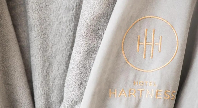 O podwyższonym standardzie pokój Hotel Hartness