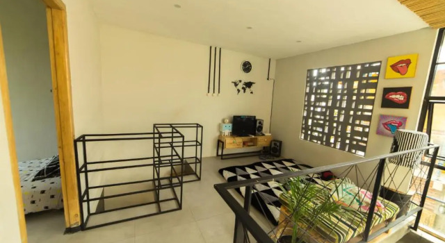 Happy House BnB Bromo backpacker