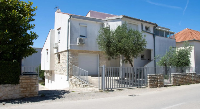 Pepi Apartments 1