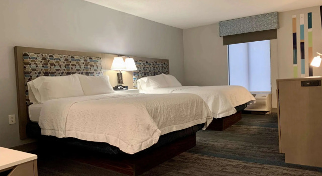 Четырёхместный номер Standard Hampton Inn Cumming