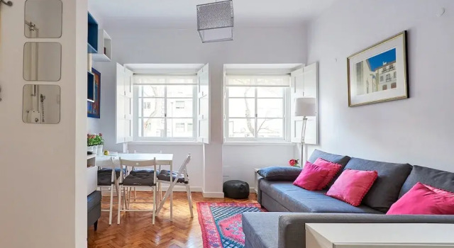 Lisbon Haven \- Family Apartment by the Metro w\/AC, Забронировать Апартаменты/квартира Апартаменты Лиссабона, рядом с Арена для боя быков Кампу-Пекену, Апартаменты/квартира