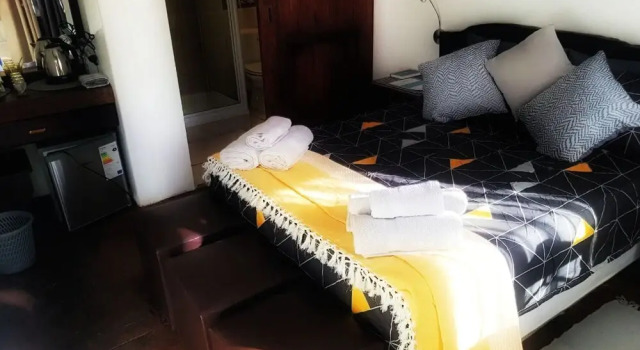 Herberg Guesthouse & Coffee Shop, Book Hotel Hoteller i Musina med pool, Swimmingpool