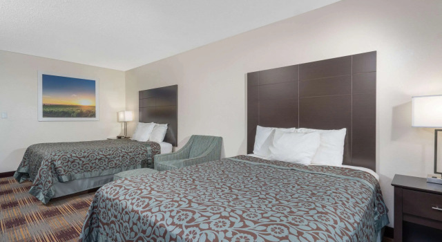 Days Inn Faribault, Varaa Hotelli Hotellit Minnesota pysäköinnillä, Pysäköinti