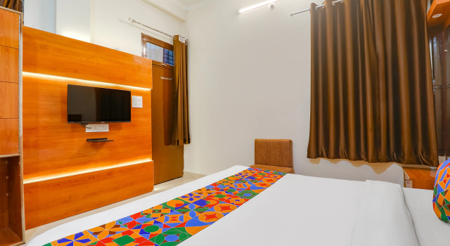FabHotel Royal Vilas, Забронировать Отель Отели штата Махараштры 3 звезды, 3*