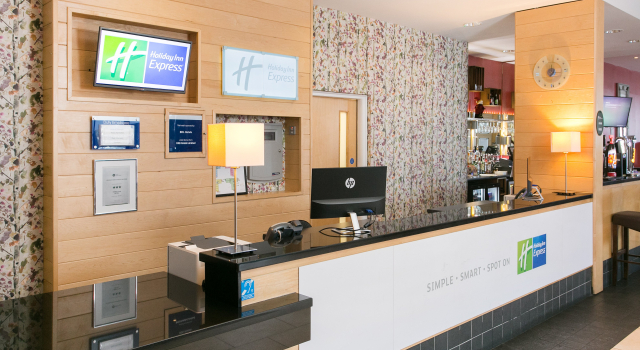 Holiday Inn Express Antrim by IHG, Book Hotel Antrim Lough Neagh