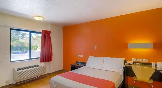 Номер Standard Motel 6-Simi Valley, CA