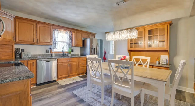 Коттедж Deck & Grill: Convenient Home in Hummelstown